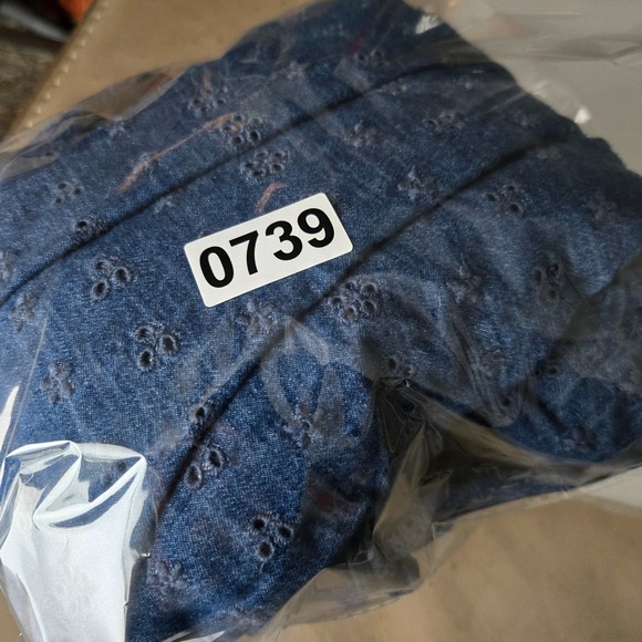 GAP DOEN Eyelet Tiered Midi Dress Chambray Blue Cotton Embroidered Boho Summer M - Picture 12 of 12